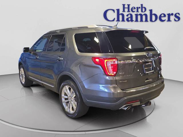 Certified 2018 Ford Explorer XLT w/ Equipment Group 202A AWD/4WD image 3