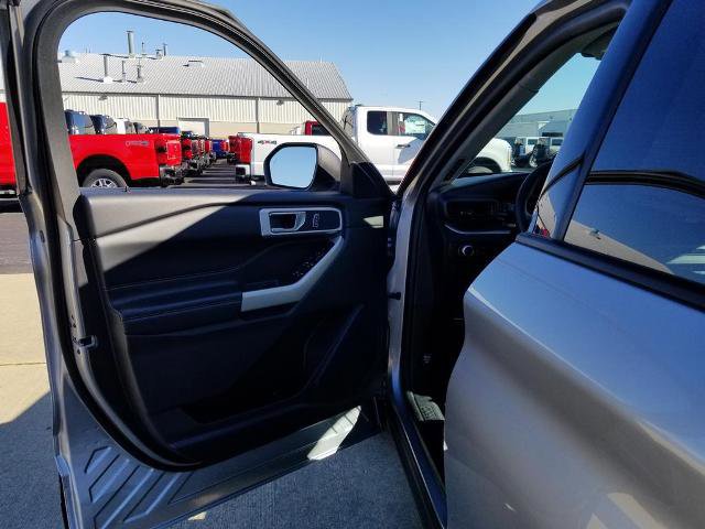 Certified 2022 Ford Explorer XLT w/ Class IV Trailer Tow Package image 10