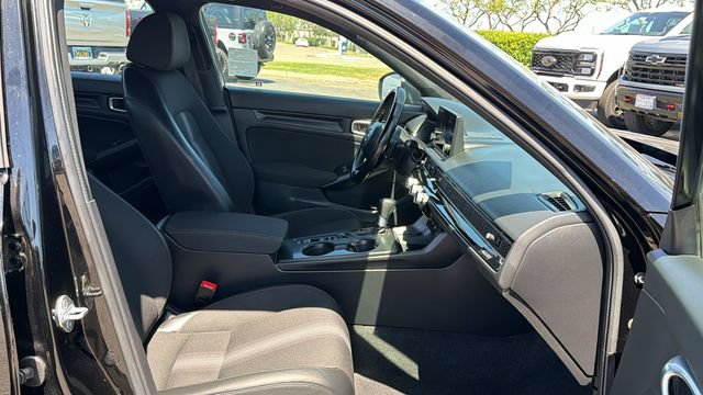 Used 2025 Honda Civic Sport image 11