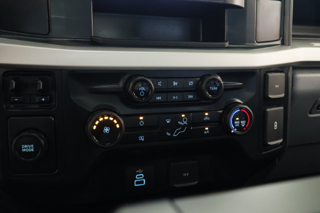 Certified 2024 Ford F250 XL w/ 360-Degree Camera Package RWD image 23
