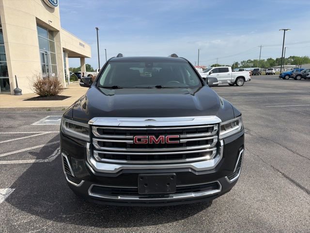 Used 2023 GMC Acadia SLE w/ Driver Convenience Package FWD image 2