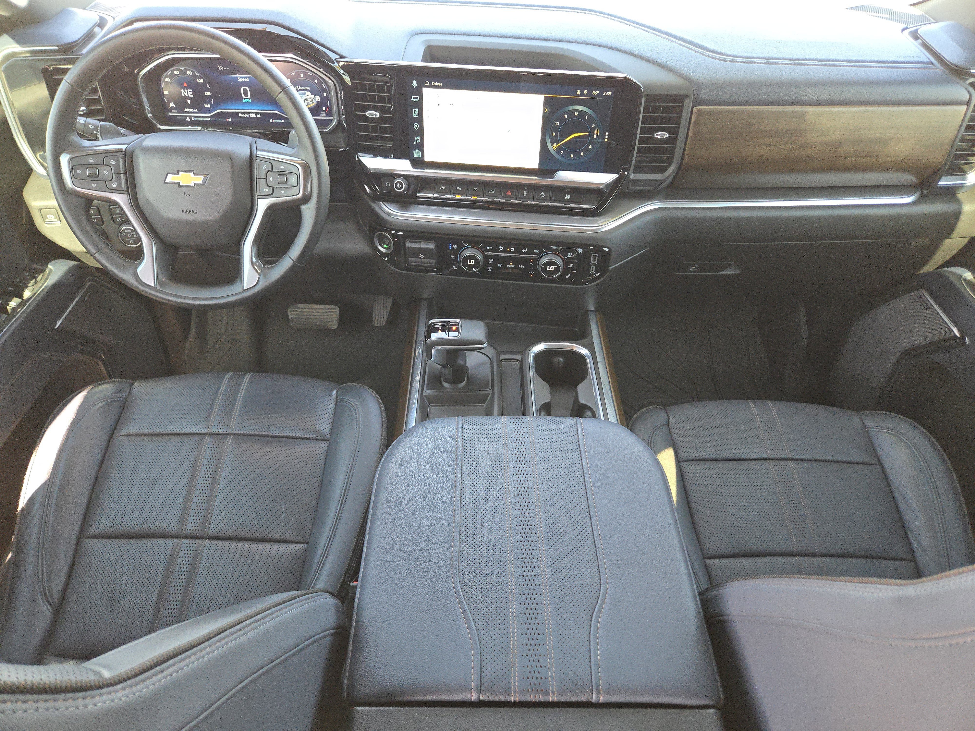 Used 2023 Chevrolet Silverado 1500 High Country w/ Z71 Off-Road Package image 24