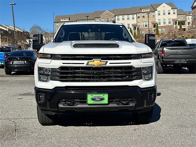 Used 2024 Chevrolet Silverado 2500 Custom w/ Custom Convenience Package image 8