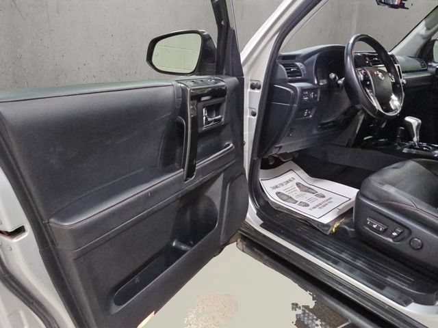 Used 2024 Toyota 4Runner TRD Off-Road Premium w/ Moonroof Package AWD/4WD image 11
