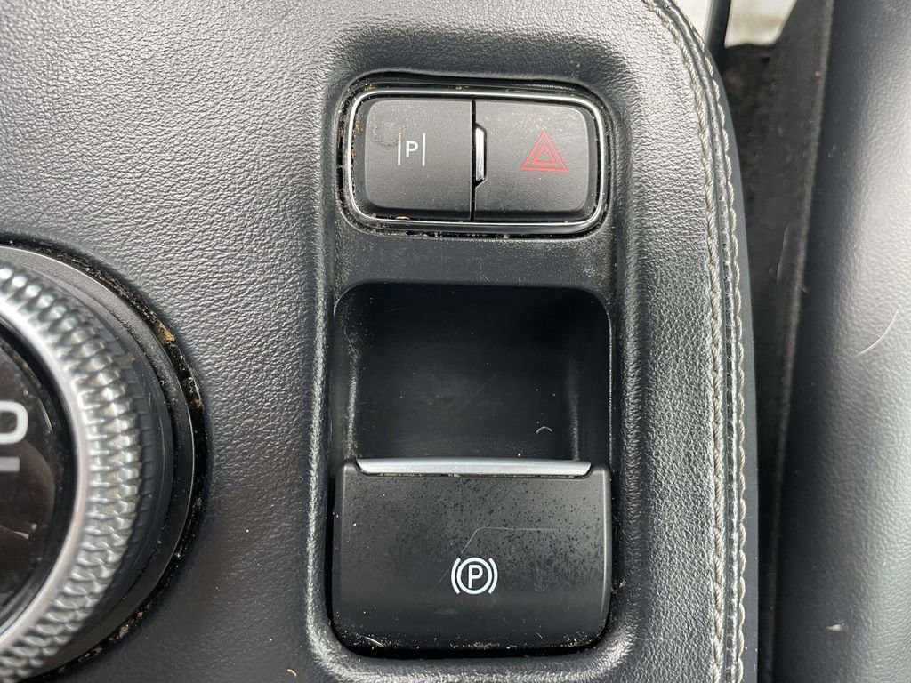 Certified 2021 Ford Mustang Mach-E Select w/ Comfort/Appearance Package image 24