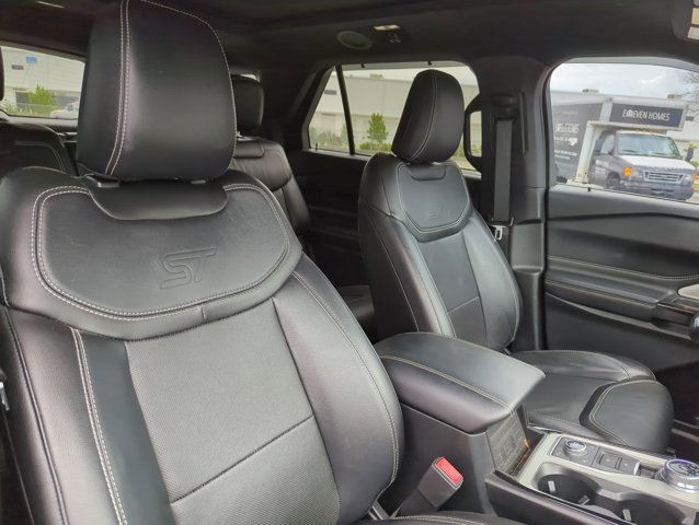 Certified 2022 Ford Explorer ST w/ Equipment Group 401A AWD/4WD image 27