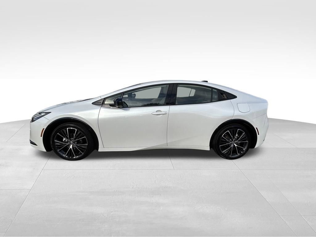 Used 2024 Toyota Prius Limited w/ Limited Premium Package FWD image 6