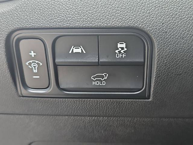 Used 2023 Kia Sorento SX AWD/4WD image 25