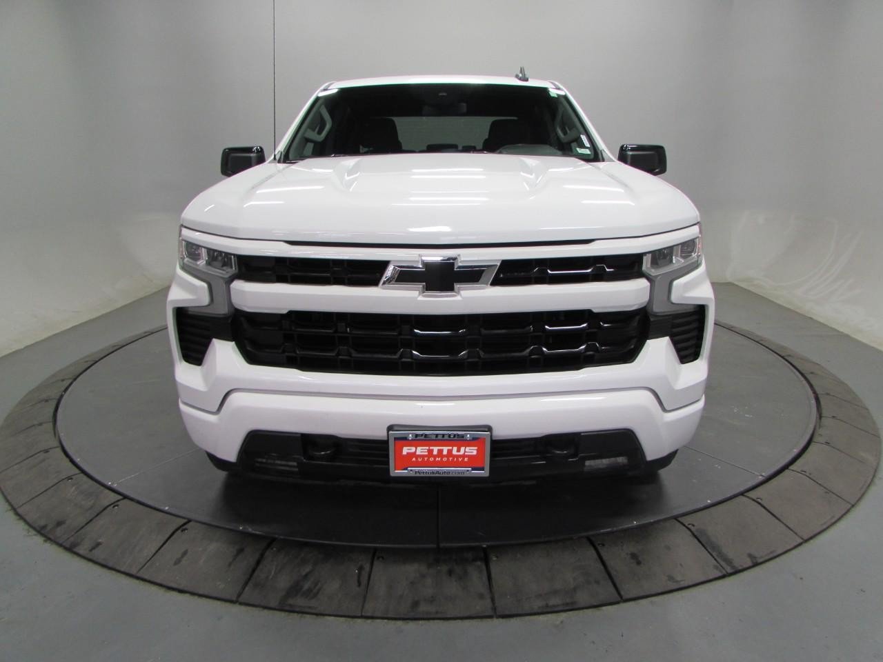 Used 2023 Chevrolet Silverado 1500 RST AWD/4WD image 2