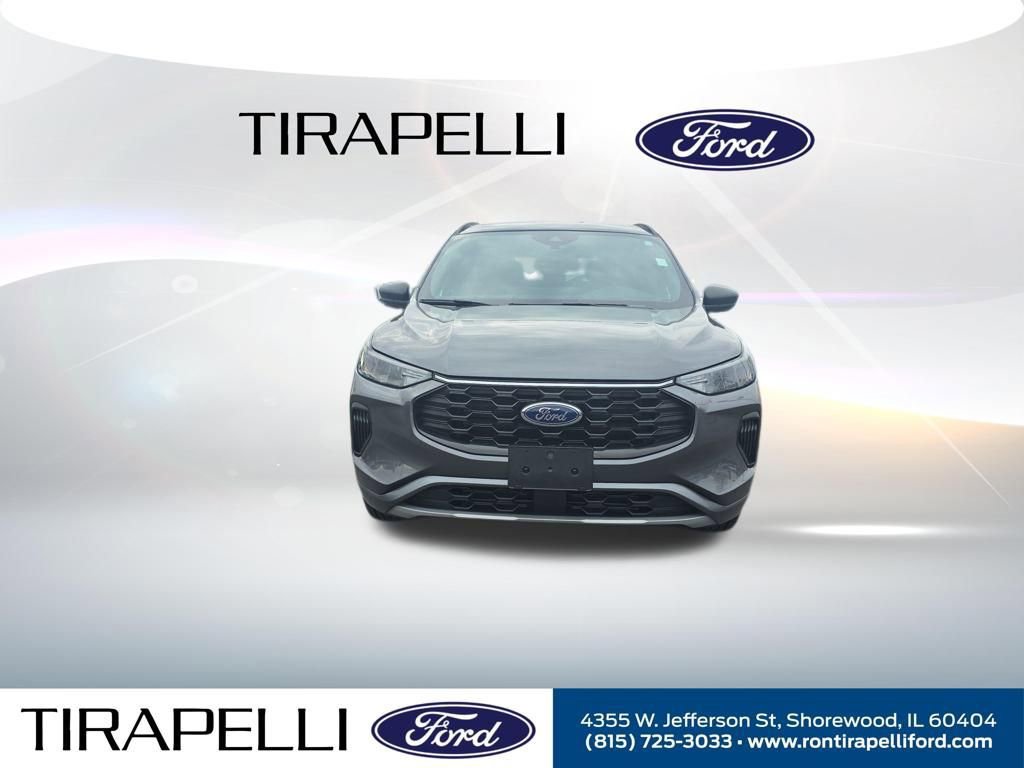 Certified 2023 Ford Escape ST-Line w/ Tech Pack #1 AWD/4WD image 8