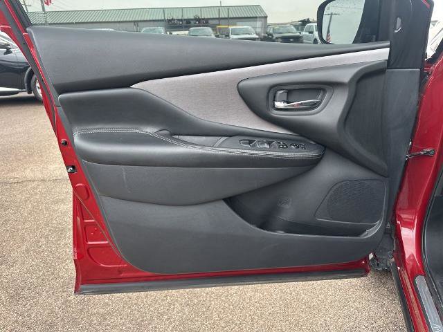 Used 2024 Nissan Murano SV image 16
