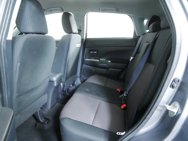 Used 2018 Mitsubishi Outlander Sport ES FWD image 18