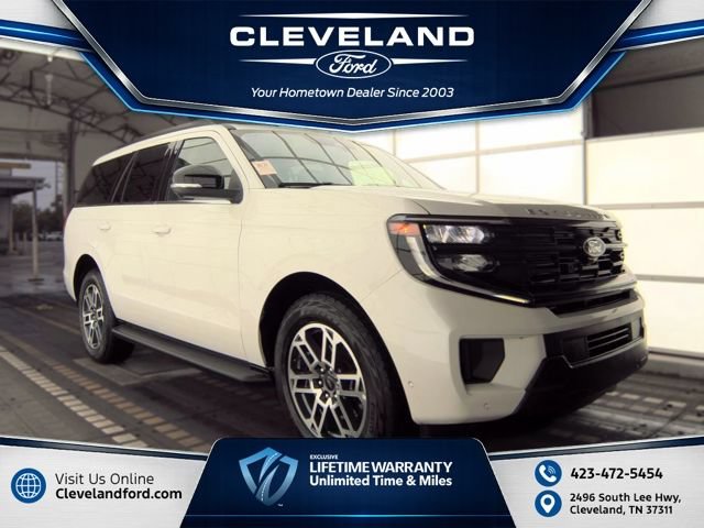 Certified 2025 Ford Expedition Active AWD/4WD image 1