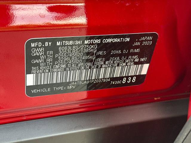 Used 2023 Mitsubishi Outlander 4WD Plug-In Hybrid image 28
