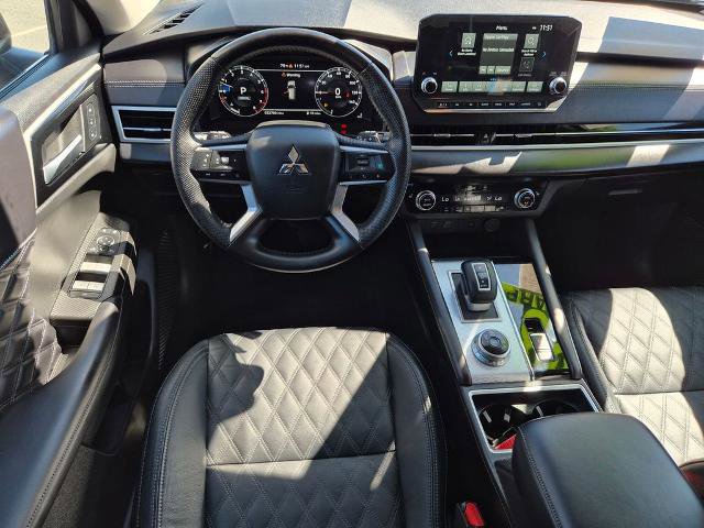 Used 2023 Mitsubishi Outlander SEL image 12