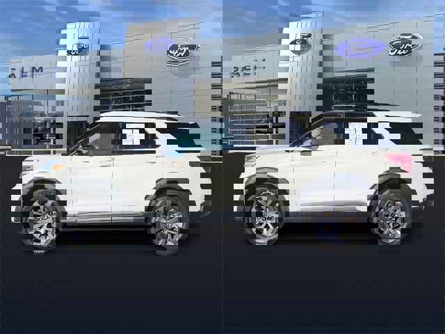 Certified 2023 Ford Explorer XLT w/ Equipment Group 202A image 5