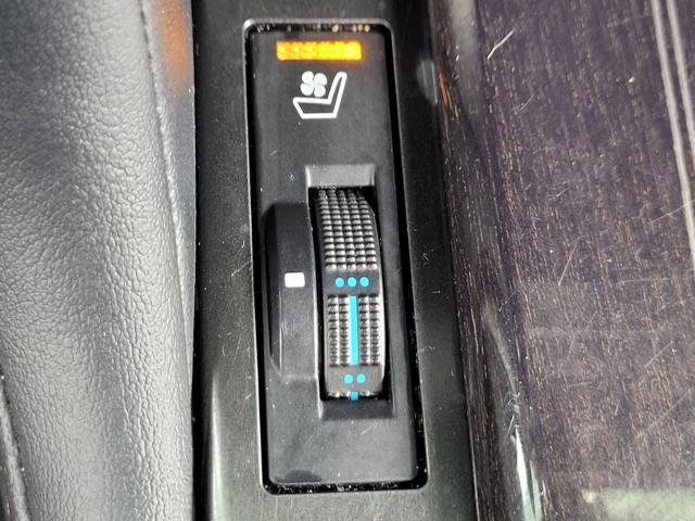 Used 2022 Lexus GX 460 Premium image 29