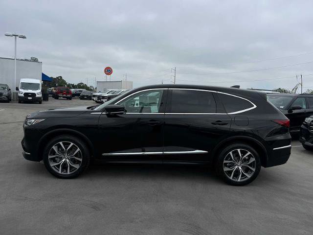 Used 2022 Acura MDX SH-AWD w/ Technology Package image 3