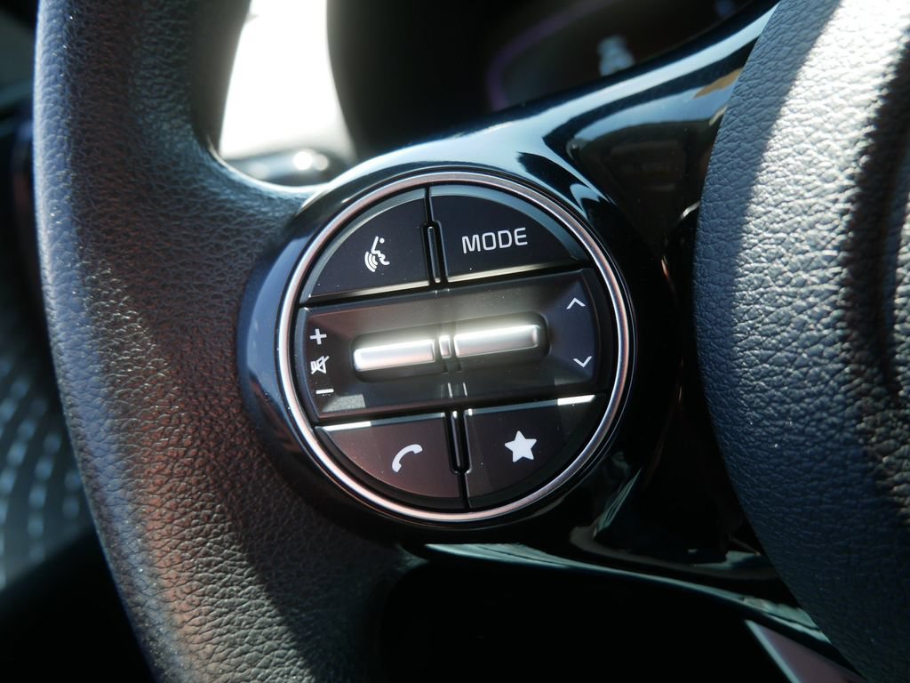 Used 2023 Kia Soul S FWD image 19