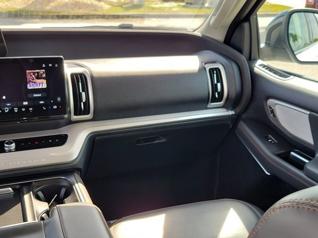 Certified 2025 Ford Expedition Max Active image 25