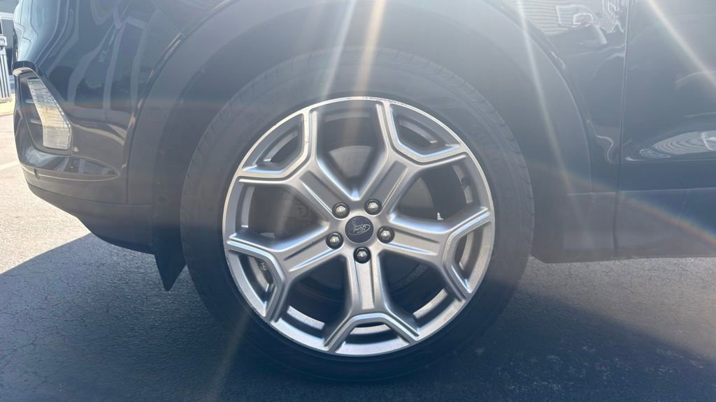 Certified 2019 Ford Escape Titanium image 8