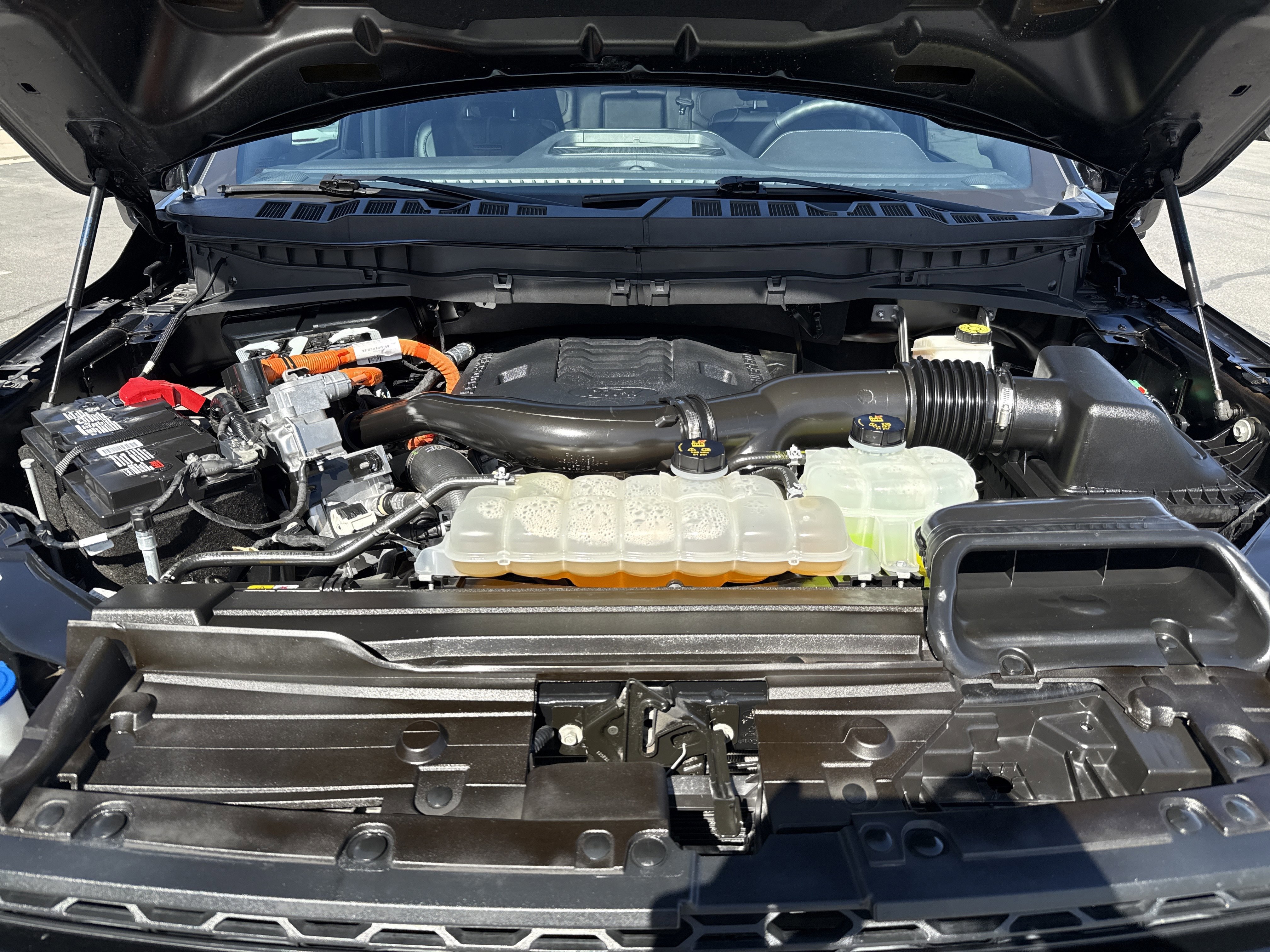 Certified 2023 Ford F150 Platinum w/ Equipment Group 701A High image 27