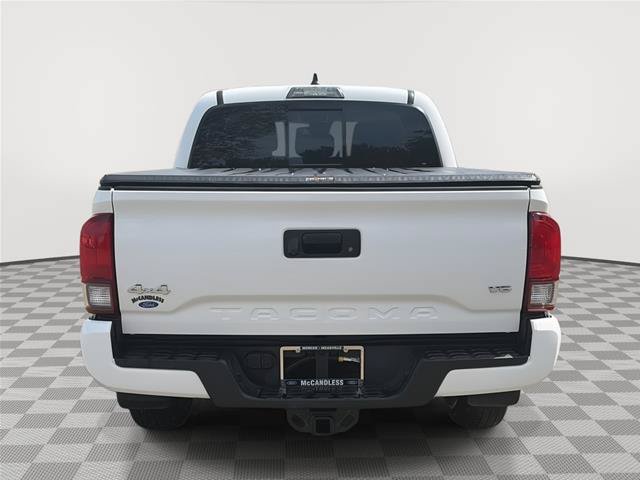 Used 2022 Toyota Tacoma SR5 w/ Technology Package AWD/4WD image 13