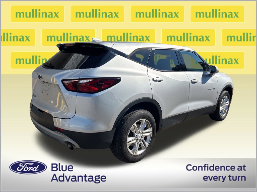 Used 2019 Chevrolet Blazer LT FWD image 2