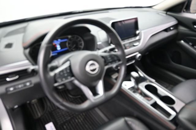 Used 2024 Nissan Altima 2.5 SR FWD image 24