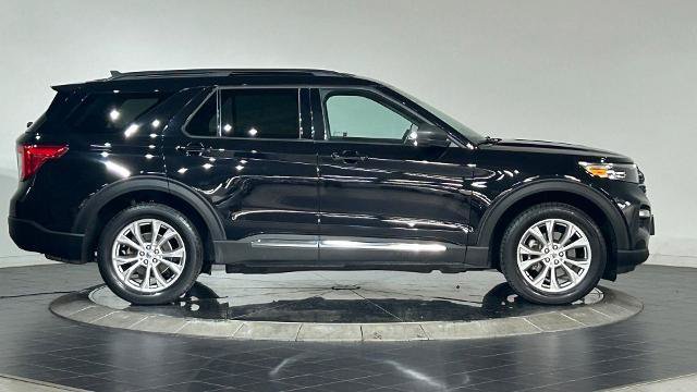 Certified 2023 Ford Explorer XLT w/ Equipment Group 202A AWD/4WD image 11