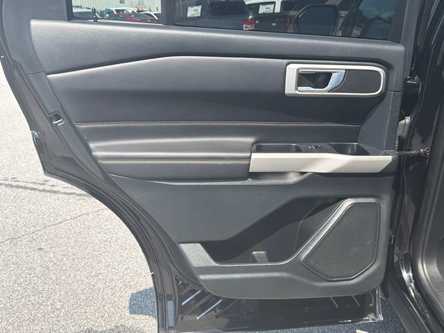 Certified 2024 Ford Explorer XLT AWD/4WD image 24