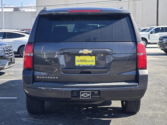 Used 2017 Chevrolet Suburban LT image 3