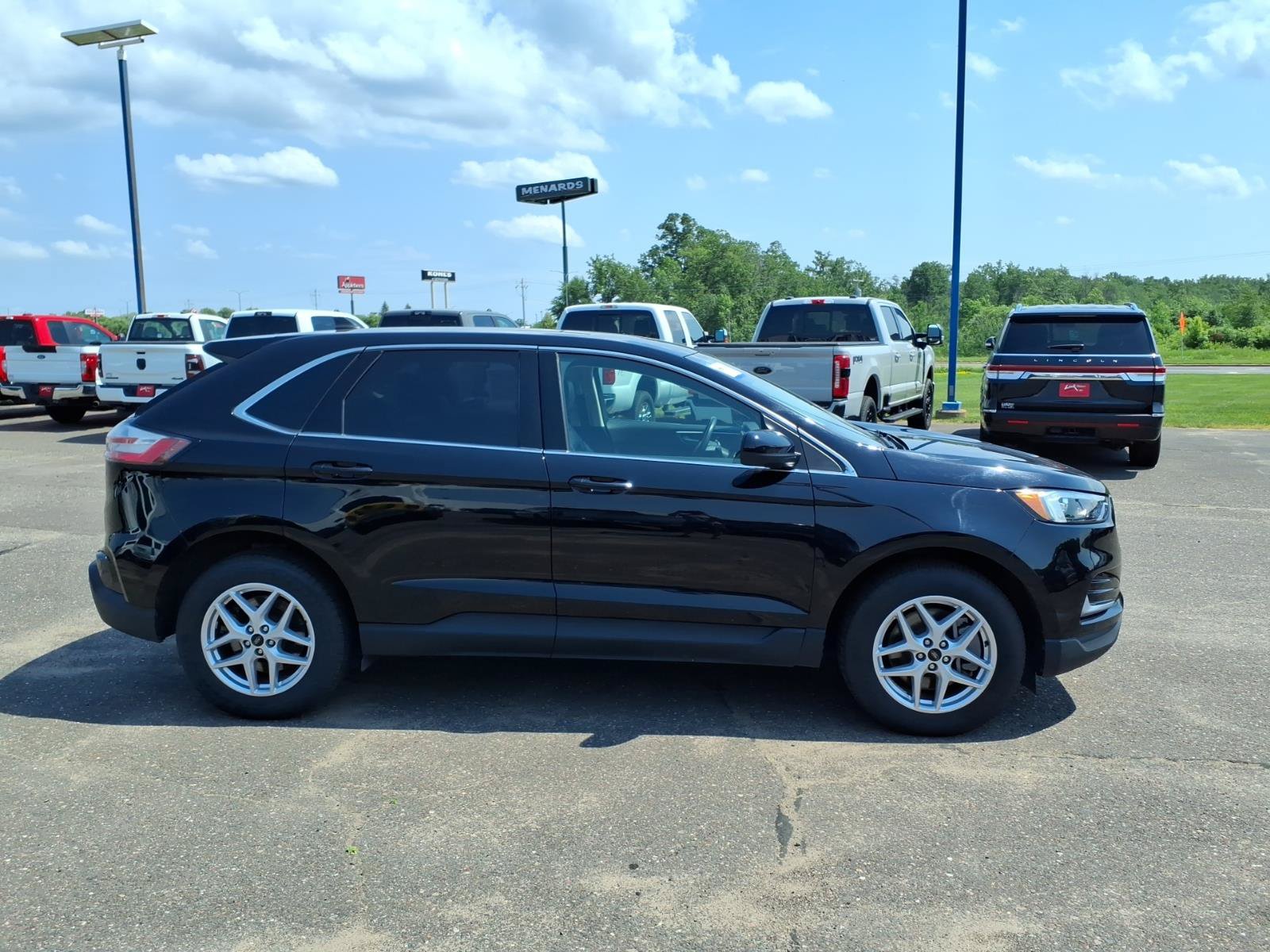 Certified 2024 Ford Edge SEL AWD/4WD image 7