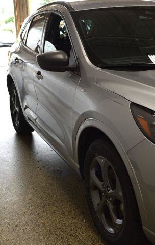 Certified 2023 Ford Escape ST-Line w/ Tech Pack #1 AWD/4WD image 7