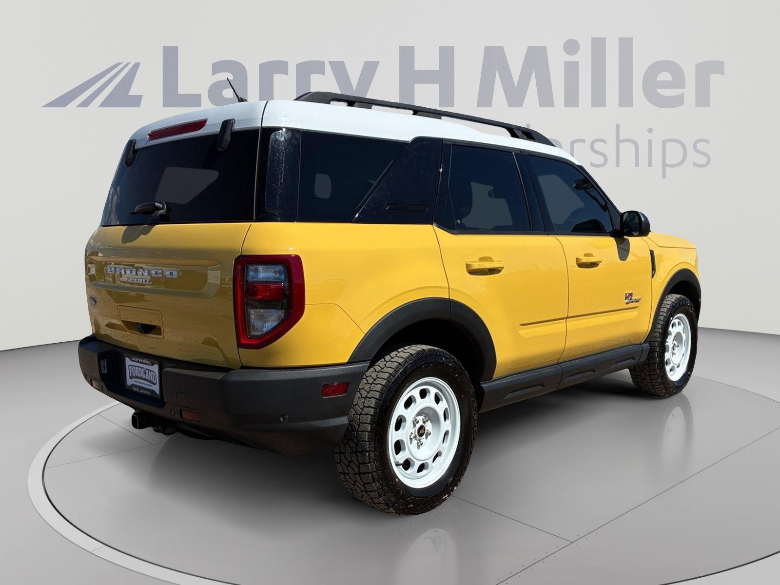 Certified 2023 Ford Bronco Sport Heritage Limited AWD/4WD image 5