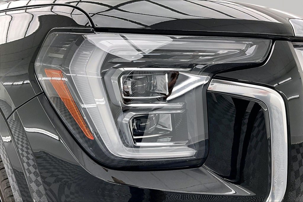 Used 2026 GMC Terrain Denali w/ LPO, Black Badging Package AWD/4WD image 29