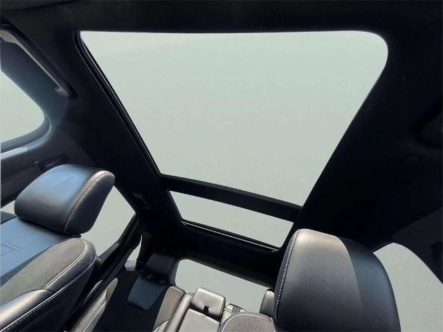 Certified 2022 Ford Edge ST w/ Equipment Group 401A image 31