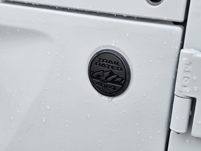 Used 2023 Jeep Wrangler Sport S image 28