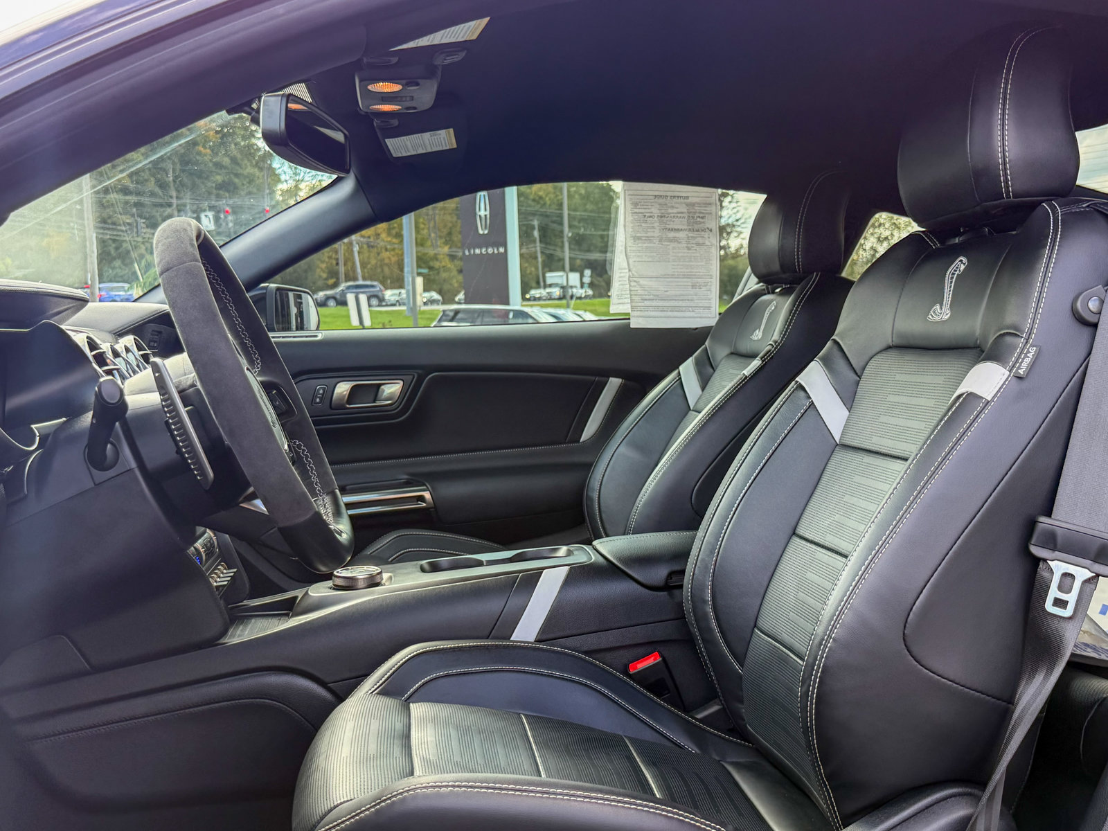 Certified 2022 Ford Mustang Shelby GT500 w/ Technology Package RWD image 15