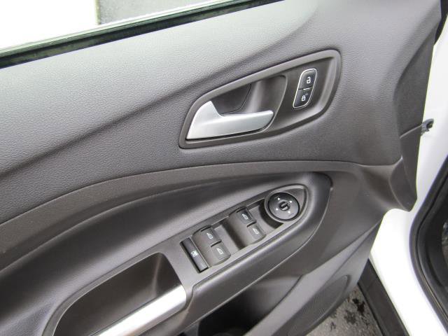 Certified 2018 Ford Escape SE image 15