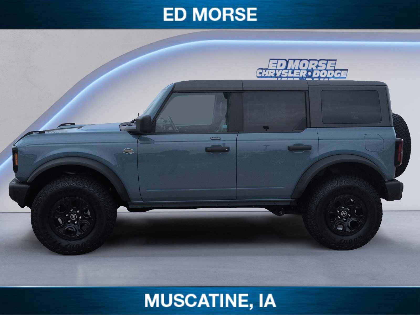 Certified 2022 Ford Bronco Wildtrak AWD/4WD image 2