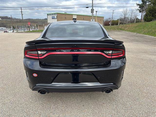 Used 2022 Dodge Charger R/T w/ Plus Group image 4