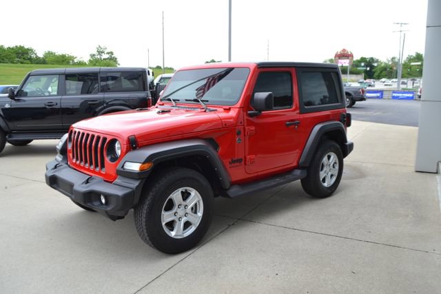 Used 2022 Jeep Wrangler Sport AWD/4WD image 5