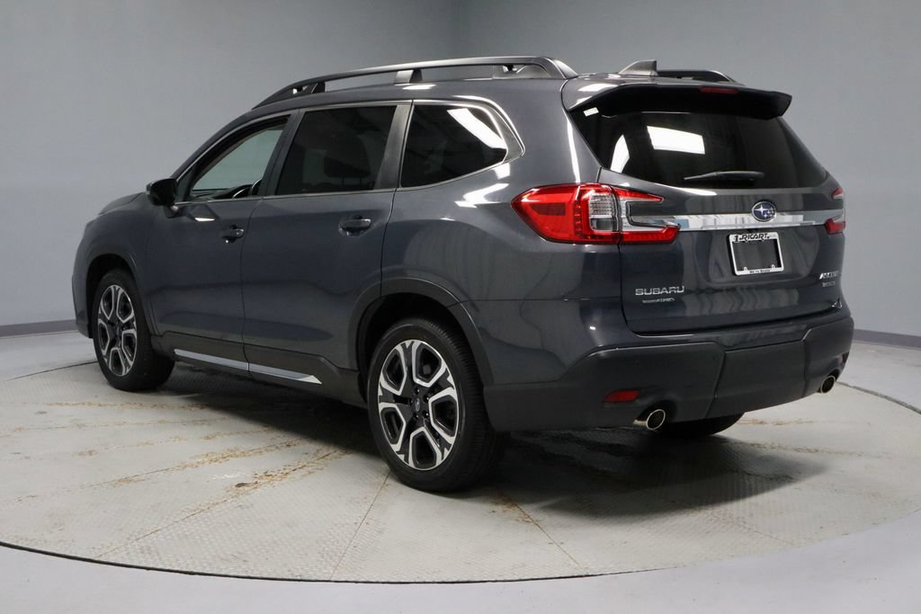 Used 2023 Subaru Ascent Limited AWD/4WD image 9