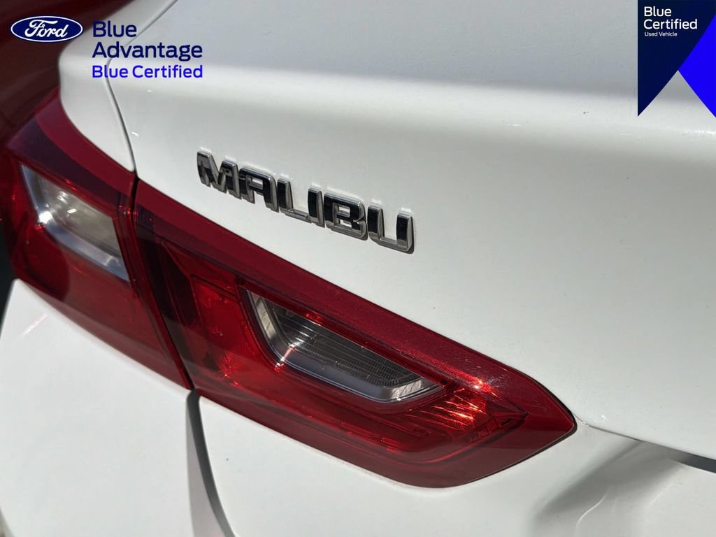 Used 2018 Chevrolet Malibu LT FWD image 8