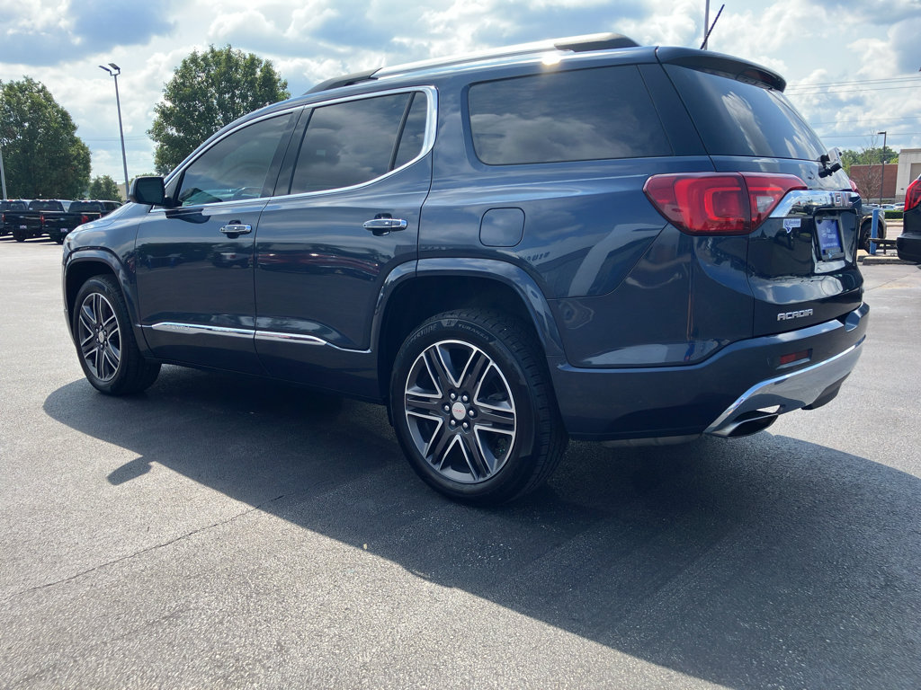 Used 2019 GMC Acadia Denali w/ Technology Package AWD/4WD image 4