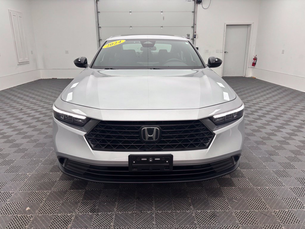 Used 2024 Honda Accord Sport image 14