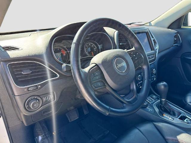 Used 2021 Jeep Cherokee Trailhawk AWD/4WD image 9