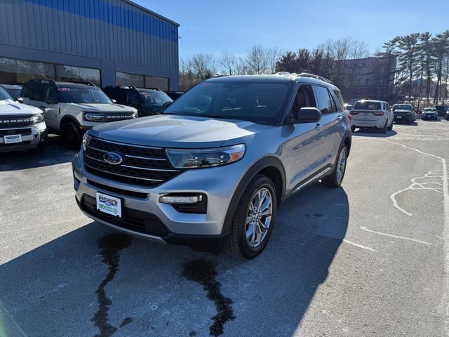 Certified 2022 Ford Explorer XLT w/ Equipment Group 202A image 12