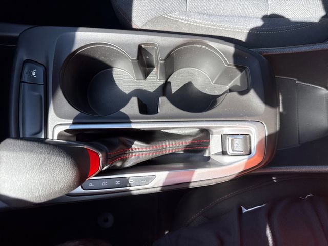 Used 2024 Chevrolet Trax RS FWD image 19